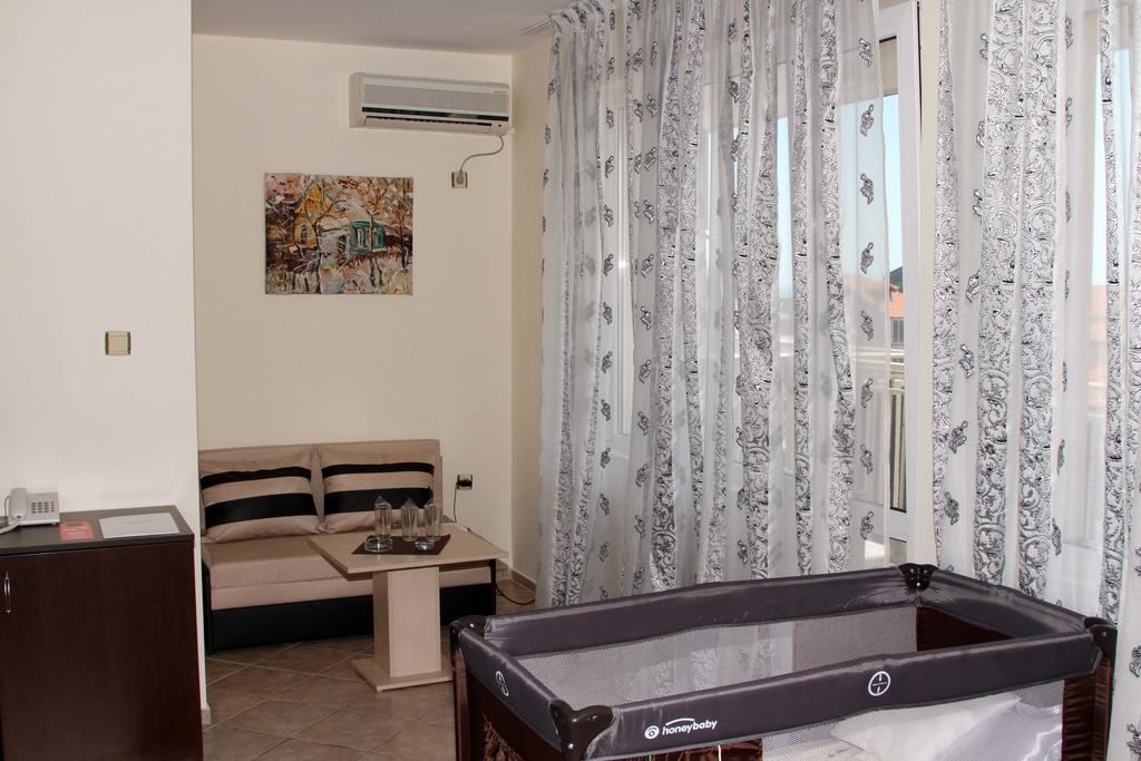 Vlasta Family Hotel Rawda Exterior foto